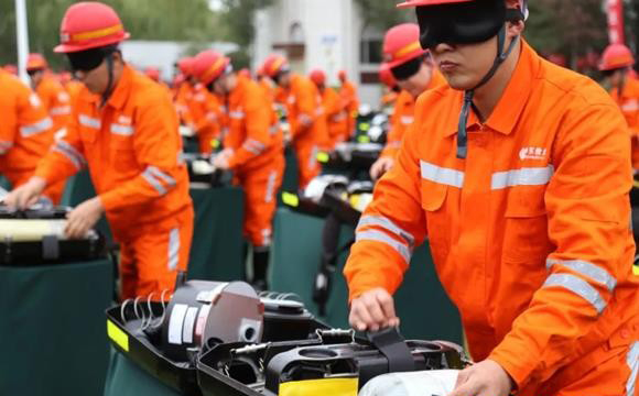 第四屆內蒙古鄂爾多斯市煤礦救援技術競賽拉開帷幕